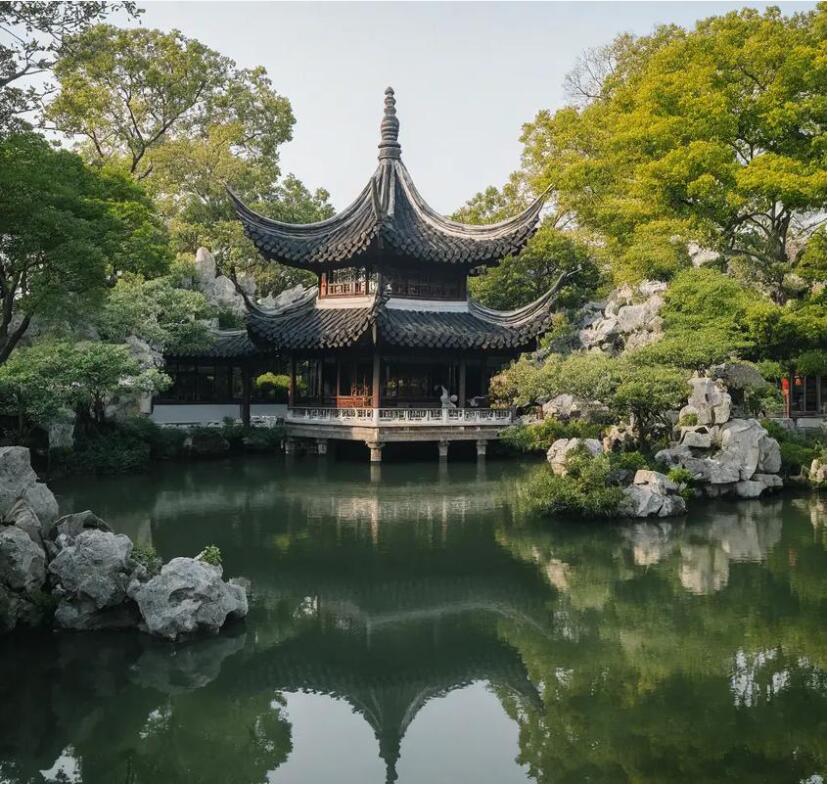 漳州芗城听露餐饮有限公司